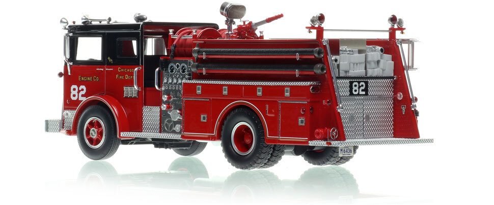 1:50 scale Chicago 1974 Mack MB Engine Co. 82