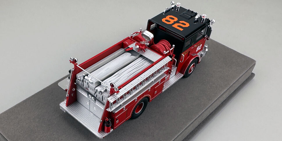 1:50 scale Chicago 1974 Mack MB Engine Co. 82