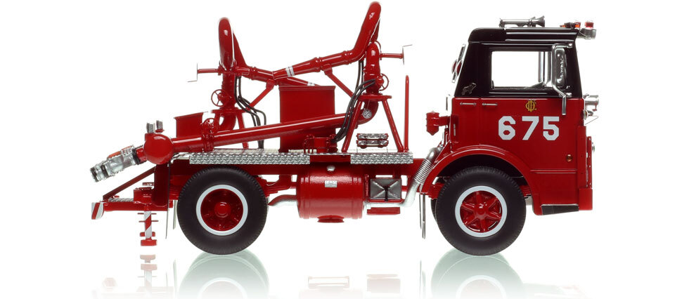 1:50 scale Chicago 1976 Mack MB Deluge Wagon 675