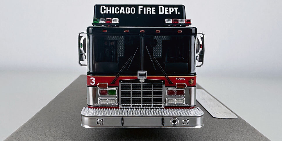 Specs and Features of Chicago Fire TV Series 1996 HME/Saulsbury Squad 3