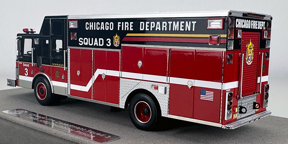 Chicago Fire TV Series 1996 HME/Saulsbury Squad 3 in 1:50 scale