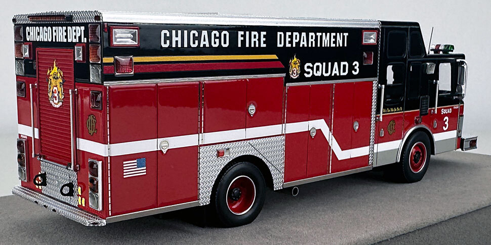 Chicago Fire TV Series 1996 HME/Saulsbury Squad 3 in 1:50 scale