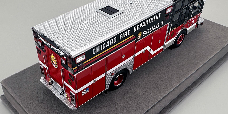 Chicago Fire TV Series 1996 HME/Saulsbury Squad 3 in 1:50 scale
