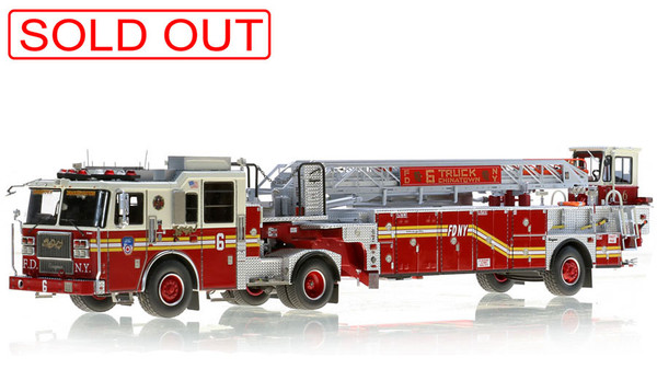 【完成品】1/24 FDNY FIRE TRUCK タワーラダー9 ジオラマ付き FDNY Fire Truck Ladder 9 model kit, Agora Models