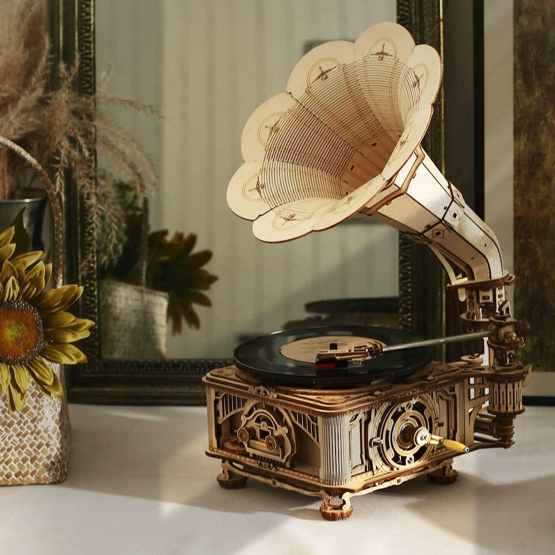 Gramophone Deluxe Mechanical Wooden Model Kit | LKB01 | Rokr - Tri