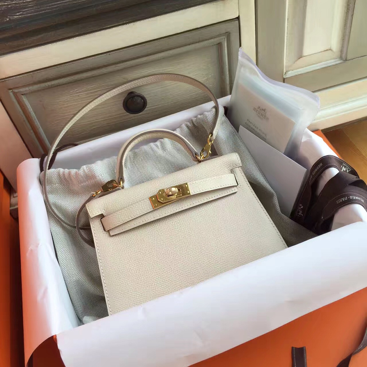 Hermes Kelly 20 Mini Sellier Craie Epsom Gold Hardware #X - Vendome Monte  Carlo