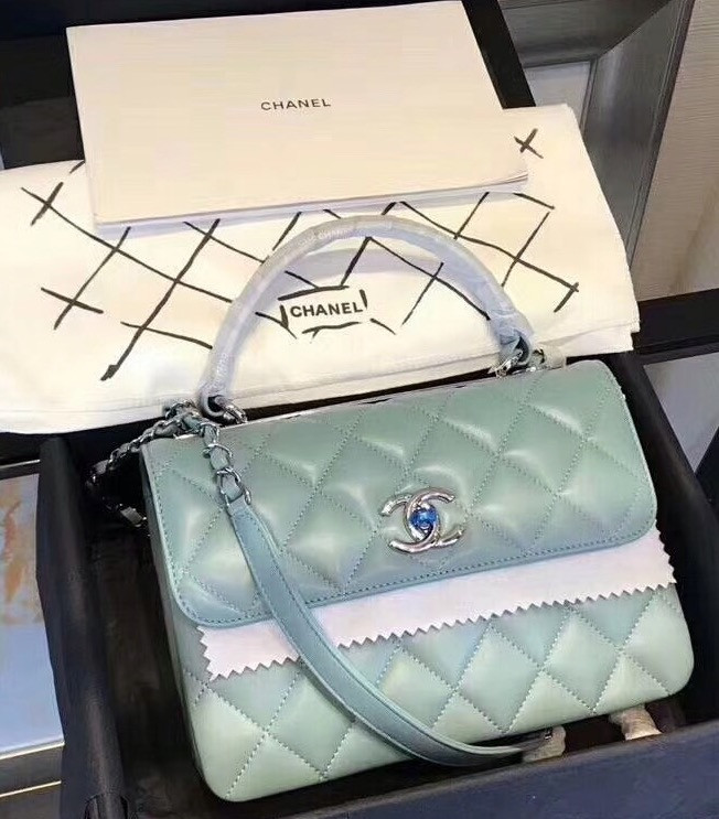 chanel small trendy bag