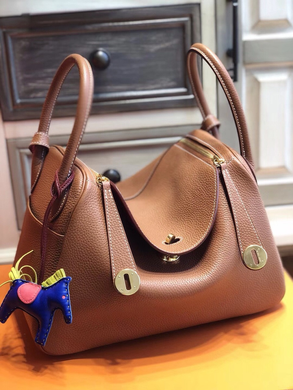 hermes lindy gold