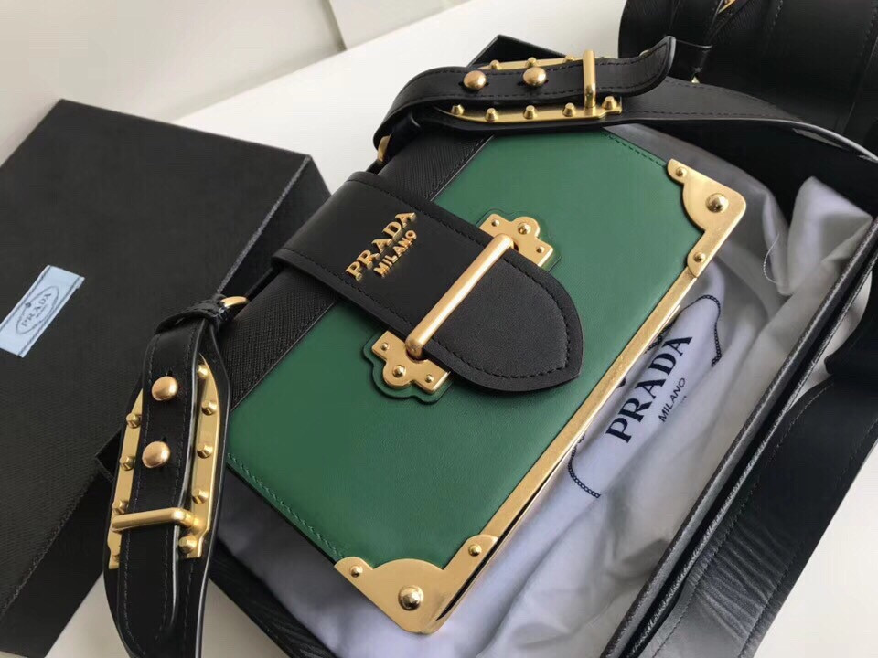 prada cahier green