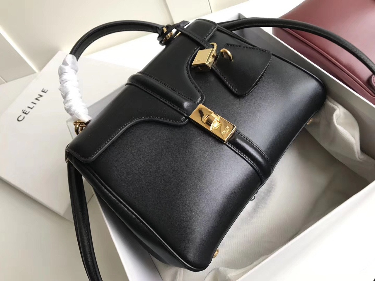 celine medium 16 bag