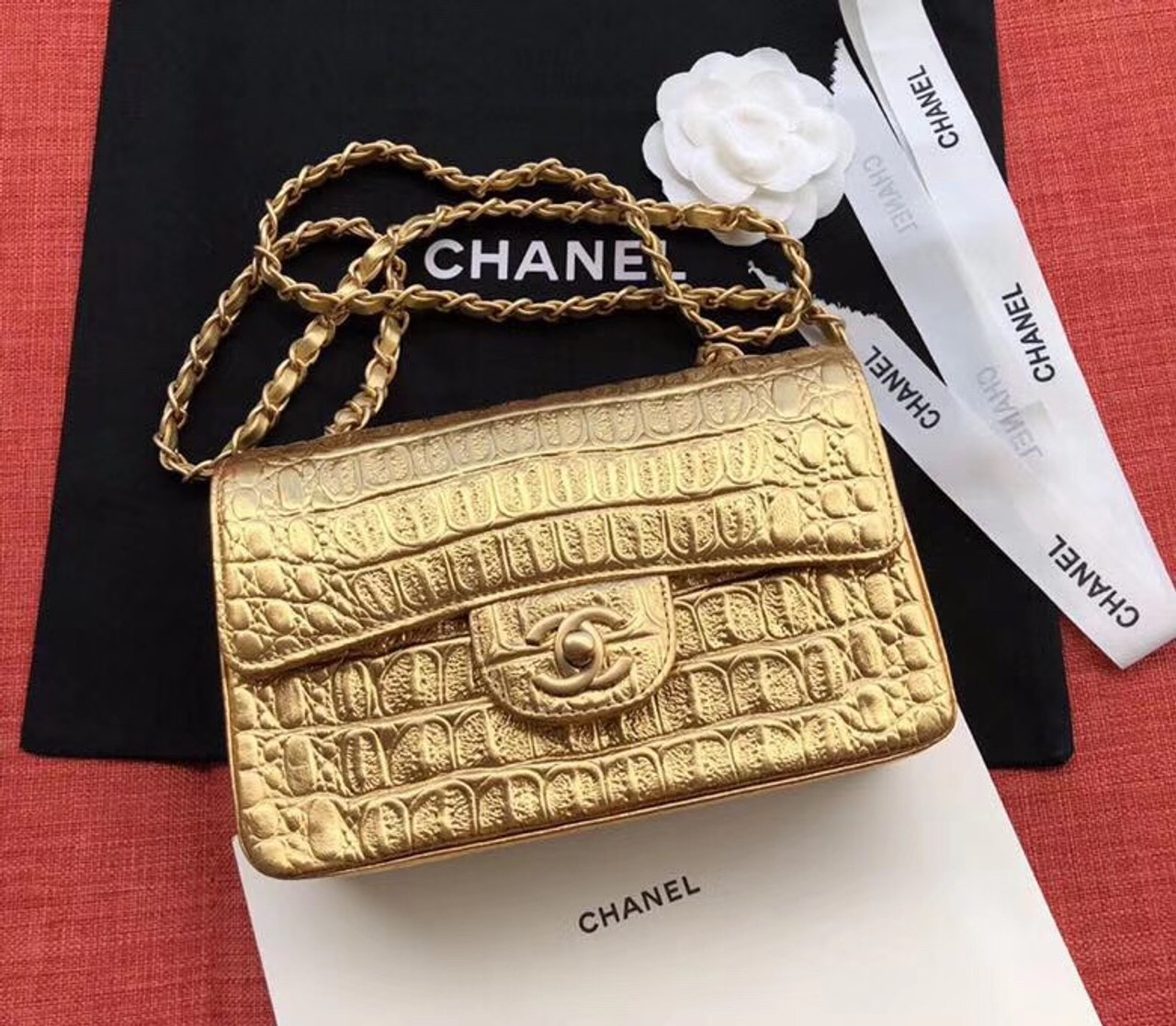 chanel mini gold