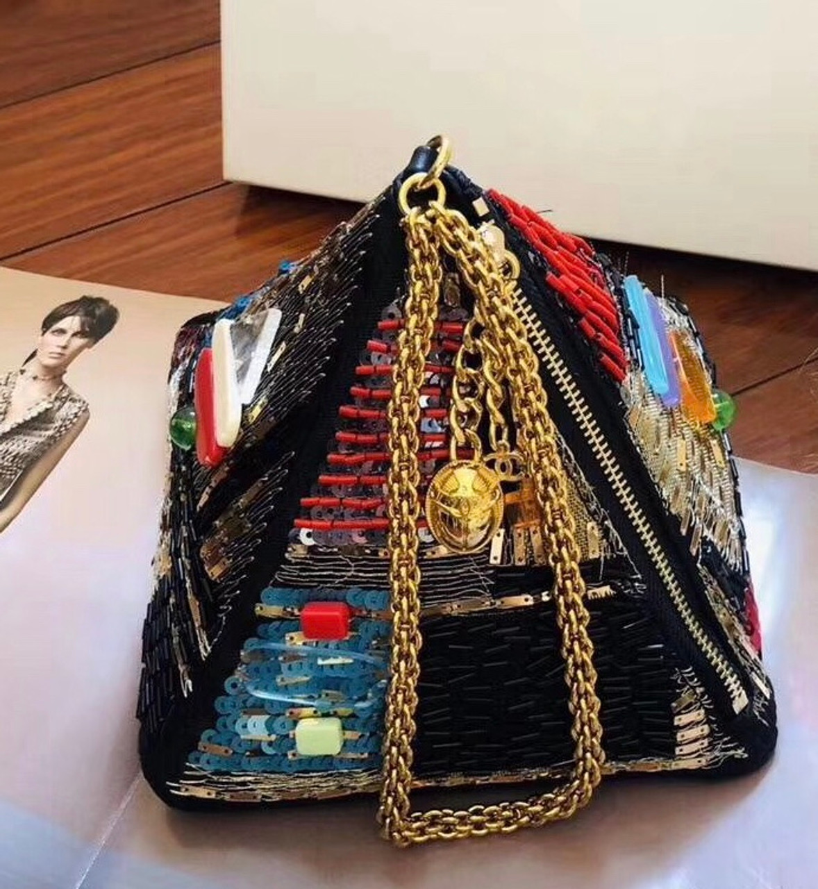 pyramid bag