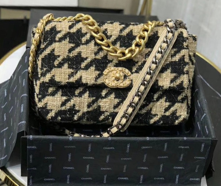 houndstooth chanel bag
