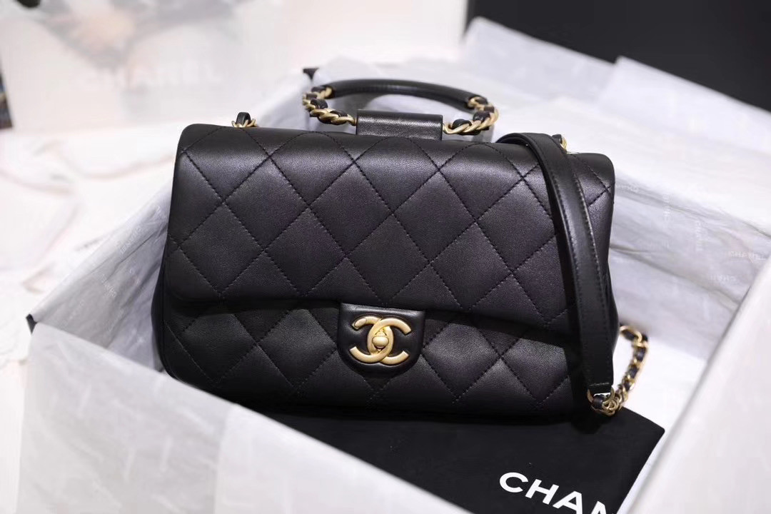 chanel flap bag 2020