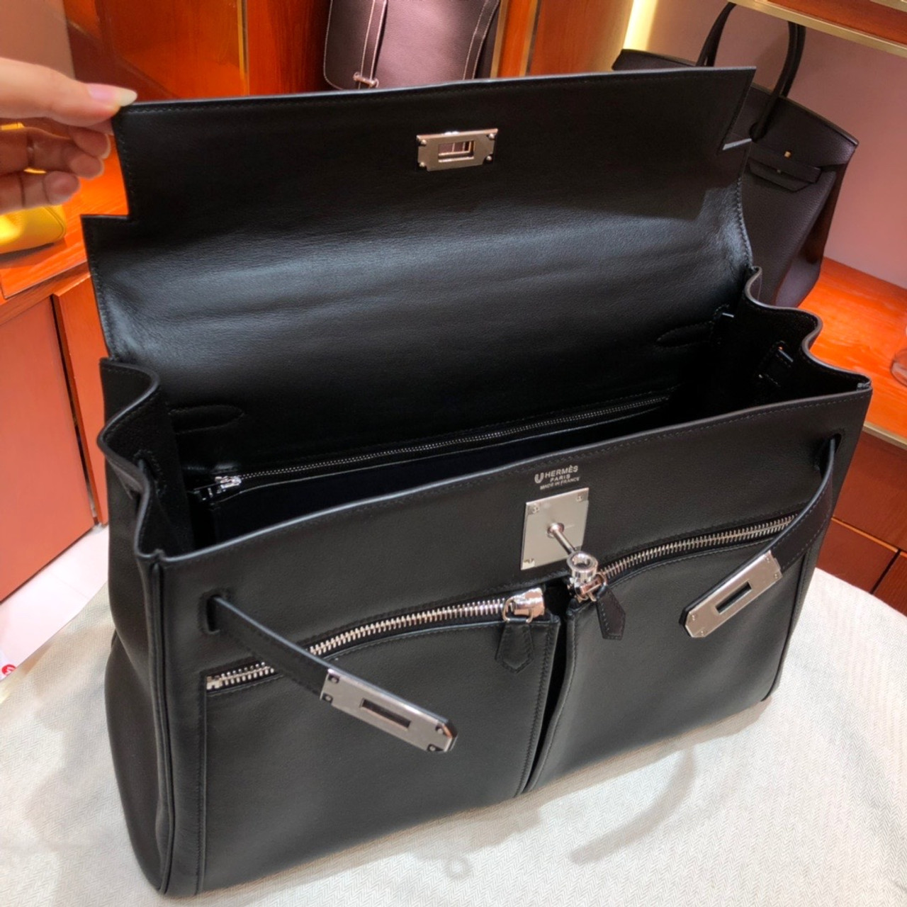 hermes kelly lakis 28