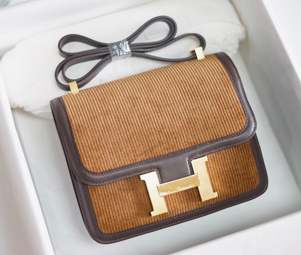 hermes constance 23cm