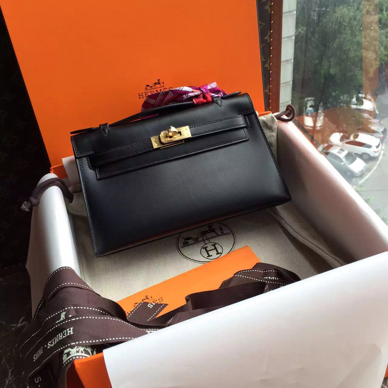Hermès Black Mini Kelly Pochette Box Calf Leather Gold Hardware