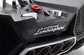  Lamborghini