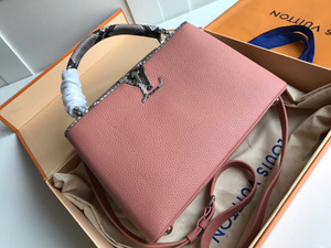 Louis Vuitton N92801 CAPUCINES PM