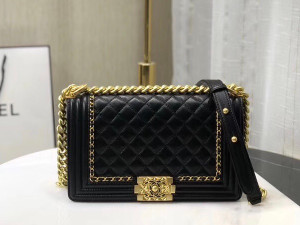 Chanel BOY CHANEL Handbag A67086