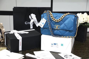 CHANEL 19 Large Flap Bag Blue