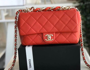 Chanel 19 Flap Bag AS1354 Red