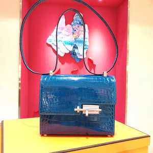 HERMÈS 7W Bleu Izmir  Porosus Crocodile Verrou 24