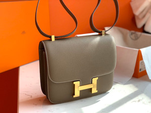 Hermes Etoupe Constance 24 Epsom bag with Gold Hardwares