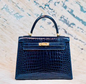Hermes Navy Alligator KELLY 25 WITH GOLDHARDWARE
