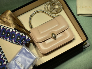BVLGARI SPECIAL EDITION MARY KATRANTZOU X BVLGARI TOP HANDLE PINK
