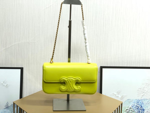 CELINE CHAIN SHOULDER BAG CUIR TRIOMPHE IN SHINY CALFSKIN ANIS