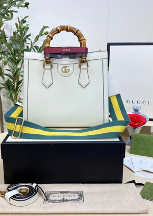 Gucci Diana small tote bag White