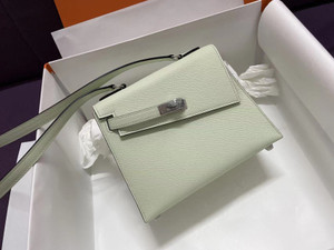 Hermes Kelly Sellier 20 en Desordre Vert Fizz
