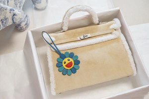 [Exclusive] Hermès Kelly 35 Limited Edition Craie Teddy Shearling Bag