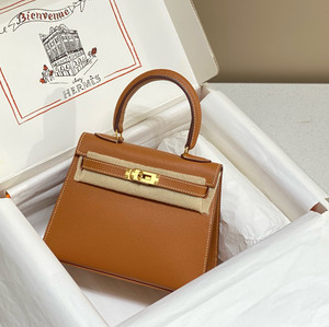 Hermès Vintage Kelly Sellier 20 bag Gold
