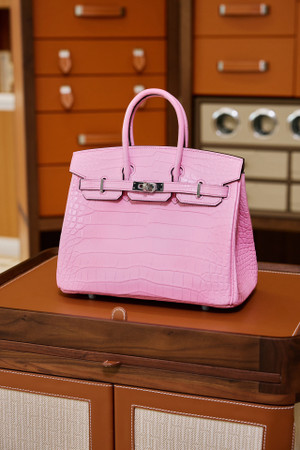 Hermes Birkin 25cm Sakura Pink Matte Alligator  with Gold hardware