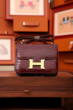 Hermes Bordeaux Constance 18 Crocodile Porosus