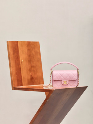 Chanel FALL-WINTER 2024/25   MINI FLAP BAG WITH TOP HANDLE PINK
