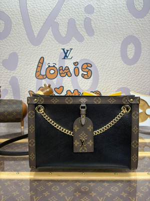 Louis Vuitton M13140 Fashion Show Nova PM Tote Bag