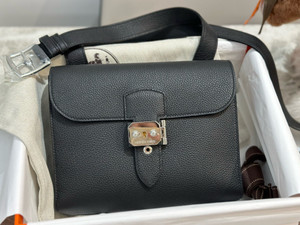 Hermes Sac a depeches 21 bag Black Togo Leather