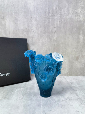 Daum Rose Passion Vase in Blue with White Flower 375 ex