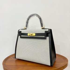 Hermes Sac Kelly Sellier 28 Toile H/Veau Swift Ecru Black With Gold Hardware