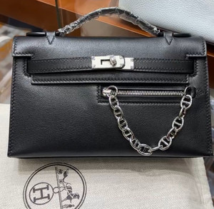 HERMÈS Kelly Pochette Rock 22cm in Black Swift Leather