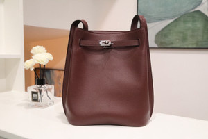 Hermès So Kelly Mini 18:  Bordeaux Swift Leather