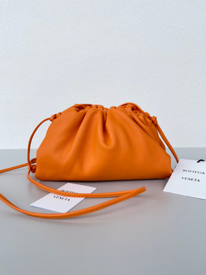 Bottega Veneta Dustbag Handle Intrecciato Leather Bag - Black