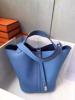 Hermes TURQUOISE Picotin Lock 18 Togo Leather Bag