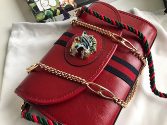 Gucci Rajah medium shoulder bag  Red Gucci Rajah medium shoulder bag  Red