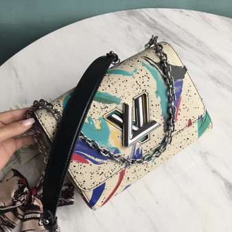 Louis Vuitton M53857 TWIST MM Louis Vuitton M53857 TWIST MM