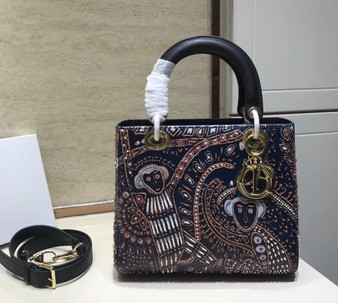 Christian Dior BLACK  LADY DIOR MEDIUM DIOR ANIMALS EMBROIDERED SMOOTH CALFSKIN BAG Christian Dior BLACK  LADY DIOR MEDIUM DIOR ANIMALS EMBROIDERED SMOOTH CALFSKIN BAG