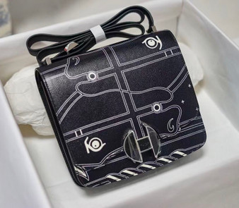 Hermès Limited Edition 2002 20cm Black Enamel Hardware